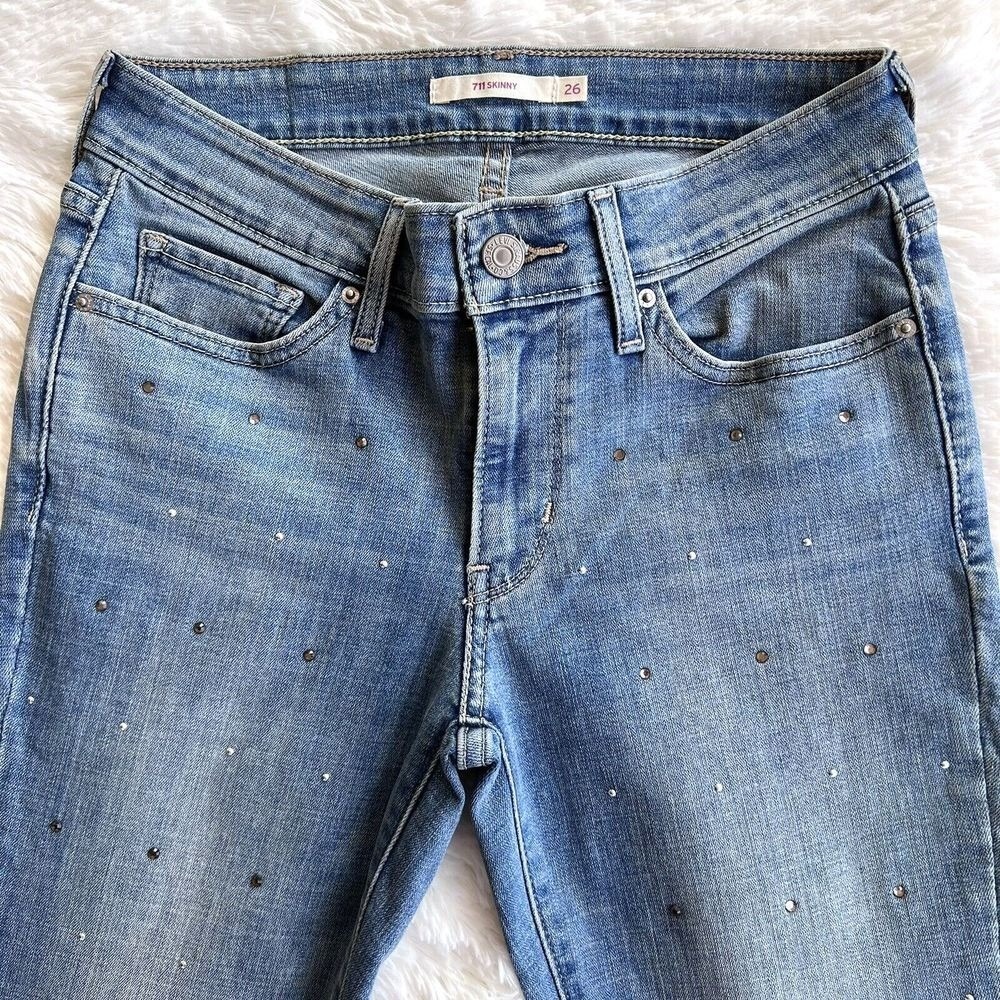 Levi's Women's Jeans 711 Skinny Blue‎ Jeans 26 Rhinestone Stretch